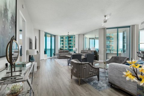 Condominio en alquiler en Clearwater, Florida, 3 dormitorios, 193.79 m2 № 2093614 - foto 11