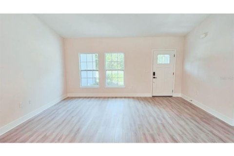 Villa ou maison à louer à Ocala, Floride: 3 chambres, 147.99 m2 № 2149955 - photo 11