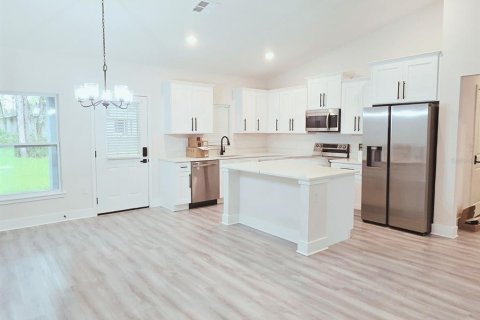 Villa ou maison à louer à Ocala, Floride: 3 chambres, 147.99 m2 № 2149955 - photo 5