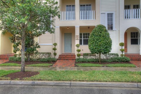 Touwnhouse à louer à Tampa, Floride: 2 chambres, 162.11 m2 № 2102401 - photo 2
