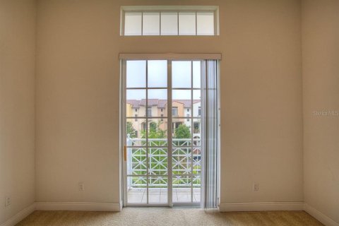 Touwnhouse à louer à Tampa, Floride: 2 chambres, 162.11 m2 № 2102401 - photo 16