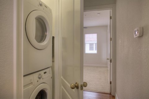 Touwnhouse à louer à Tampa, Floride: 2 chambres, 162.11 m2 № 2102401 - photo 23