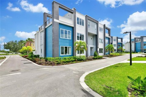 Condo in Four Corners, Florida, 4 bedrooms № 2355006