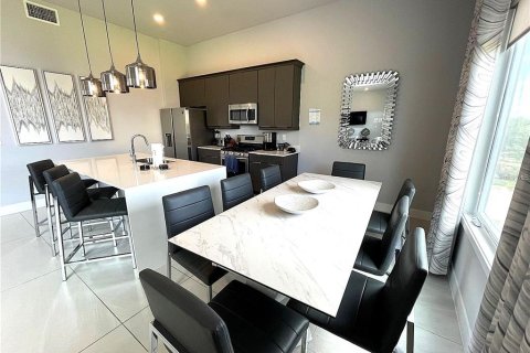 Copropriété à vendre à Four Corners, Floride: 4 chambres, 244.33 m2 № 2355006 - photo 5