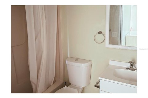 Condominio en alquiler en Port Richey, Florida, 1 dormitorio, 53.14 m2 № 1905658 - foto 9