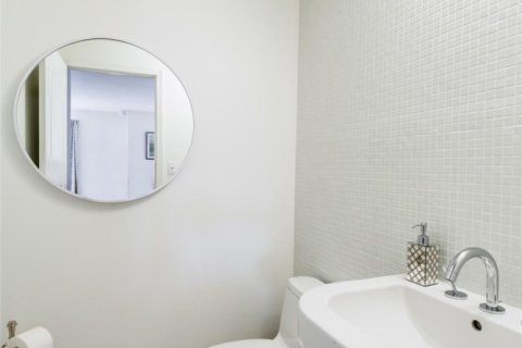 Townhouse in Fort Lauderdale, Florida 3 bedrooms, 237.18 sq.m. № 1073724 - photo 1