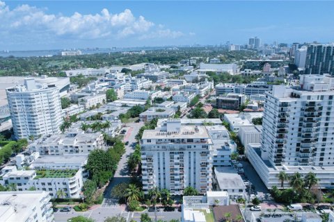 Купить кондоминиум в Майами-Бич, Флорида 1 спальня, 78.5м2, № 1964493 - фото 6