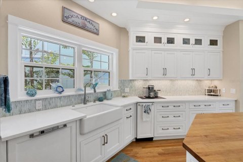 Villa ou maison à vendre à Boca Grande, Floride: 3 chambres, 298.22 m2 № 2425313 - photo 8