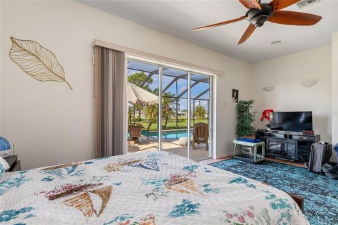 Villa ou maison à vendre à Rotonda, Floride: 4 chambres, 220.18 m2 № 2206111 - photo 25