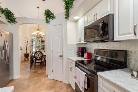 Villa ou maison à vendre à Rotonda, Floride: 4 chambres, 220.18 m2 № 2206111 - photo 19