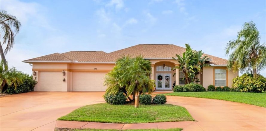 Villa ou maison à Rotonda, Floride 4 chambres, 220.18 m2 № 2206111
