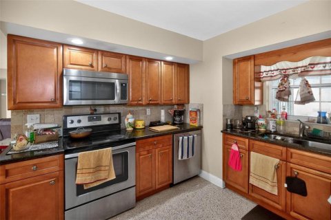 Casa en venta en Saint Petersburg, Florida, 3 dormitorios, 119.94 m2 № 2150730 - foto 8