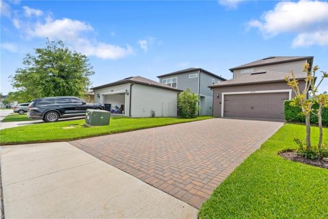 House in Odessa, Florida 3 bedrooms, 162.76 sq.m. № 2120278 - photo 7
