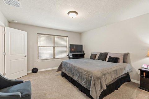 House in Odessa, Florida 3 bedrooms, 162.76 sq.m. № 2120278 - photo 25