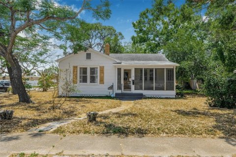 Casa en Saint Petersburg, Florida 3 dormitorios, 101.17 m2 № 2120975