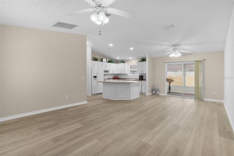 Villa ou maison à vendre à The Villages, Floride: 3 chambres, 129.32 m2 № 2302691 - photo 6