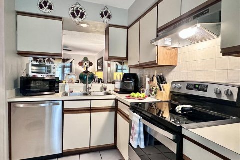 Купить кондоминиум в Нью-Порт-Ричи, Флорида 8 комнат, 77.57м2, № 2197593 - фото 7