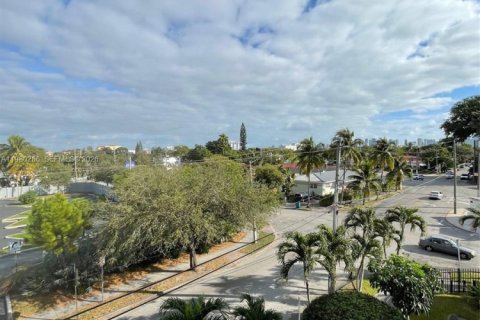 Copropriété à louer à Miami, Floride: 1 chambre, 55.93 m2 № 2046479 - photo 17