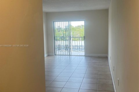 Copropriété à louer à Miami, Floride: 1 chambre, 55.93 m2 № 2046479 - photo 5