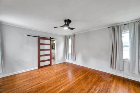 House in Saint Petersburg, Florida 2 bedrooms, 142.98 sq.m. № 1811065 - photo 29