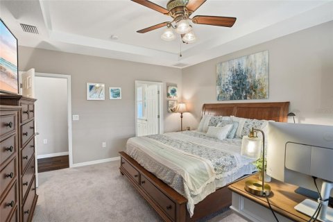 House in Wesley Chapel, Florida 6 bedrooms, 448.07 sq.m. № 2339058 - photo 24