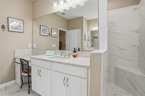 House in Wesley Chapel, Florida 6 bedrooms, 448.07 sq.m. № 2339058 - photo 28
