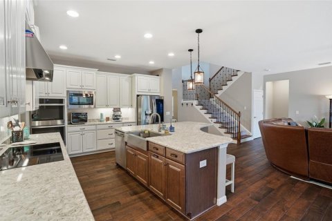House in Wesley Chapel, Florida 6 bedrooms, 448.07 sq.m. № 2339058 - photo 21