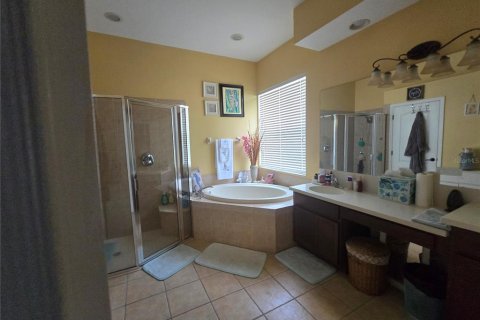 House in Ellenton, Florida 4 bedrooms, 227.98 sq.m. № 1848184 - photo 14