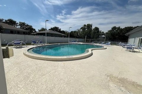 Copropriété à vendre à Pinellas Park, Floride: 2 chambres, 86.4 m2 № 2091951 - photo 16