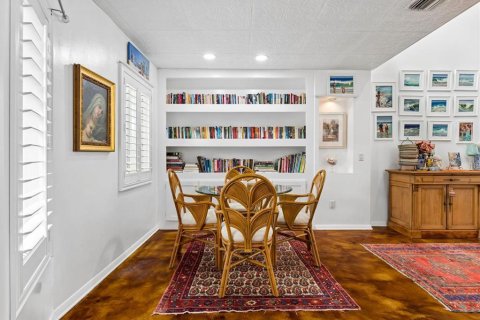 House in Sarasota, Florida 4 bedrooms, 255.2 sq.m. № 2396197 - photo 18
