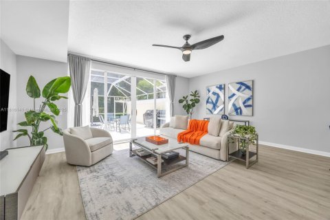 Купить таунхаус в Палм-Бич-Гарденс, Флорида 3 спальни, 145.86м2, № 1768724 - фото 3
