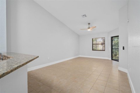 Condominio en venta en Orlando, Florida, 2 dormitorios, 99.87 m2 № 2156345 - foto 13