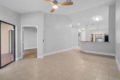 Condominio en venta en Orlando, Florida, 2 dormitorios, 99.87 m2 № 2156345 - foto 14