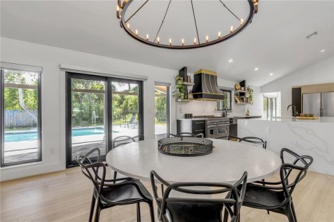 Villa ou maison à vendre à Port Orange, Floride: 5 chambres, 286.88 m2 № 2400354 - photo 16