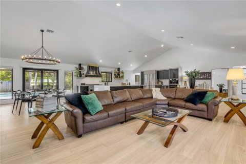 Villa ou maison à vendre à Port Orange, Floride: 5 chambres, 286.88 m2 № 2400354 - photo 10