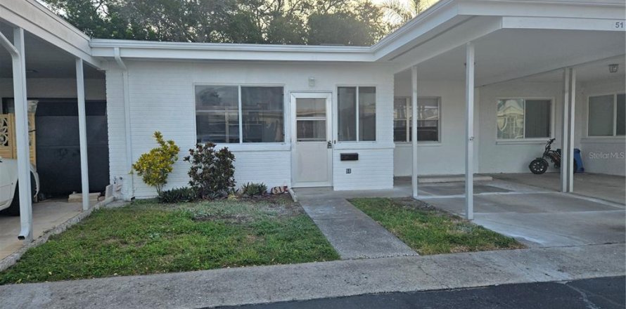 Villa ou maison à Largo, Floride 2 chambres, 89.19 m2 № 2437819