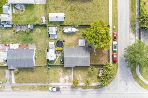 Купить виллу или дом в Майами, Флорида 3 спальни, 100.33м2, № 1998225 - фото 23