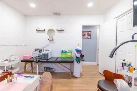 Купить виллу или дом в Майами, Флорида 3 спальни, 100.33м2, № 1998225 - фото 17