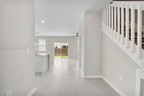 Touwnhouse à vendre à Coral Springs, Floride: 3 chambres, 124.86 m2 № 2289217 - photo 8