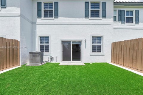 Touwnhouse à vendre à Coral Springs, Floride: 3 chambres, 124.86 m2 № 2289217 - photo 19