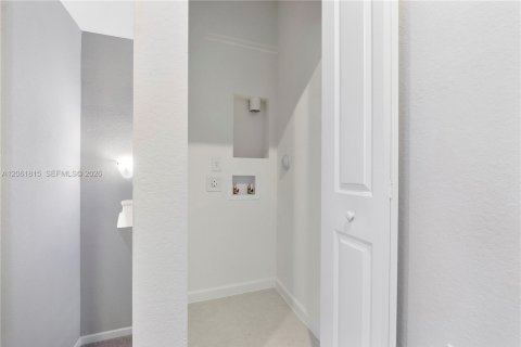 Touwnhouse à vendre à Coral Springs, Floride: 3 chambres, 124.86 m2 № 2289217 - photo 30