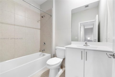 Touwnhouse à vendre à Coral Springs, Floride: 3 chambres, 124.86 m2 № 2289217 - photo 26