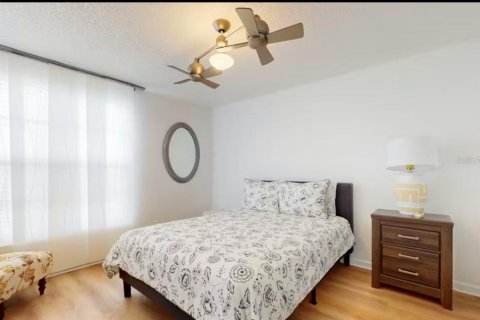 Adosado en venta en Kissimmee, Florida, 2 dormitorios, 94.02 m2 № 2096967 - foto 9