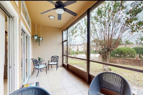 Adosado en venta en Kissimmee, Florida, 2 dormitorios, 94.02 m2 № 2096967 - foto 19
