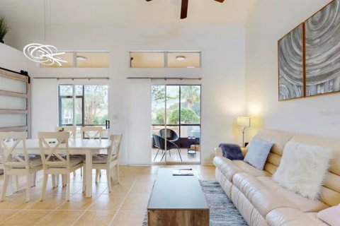 Adosado en venta en Kissimmee, Florida, 2 dormitorios, 94.02 m2 № 2096967 - foto 2
