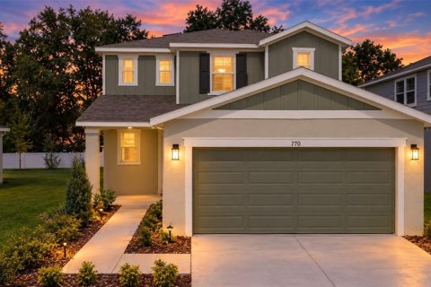 Villa ou maison à Dundee, Floride 4 chambres, 201.6 m2 № 2312340