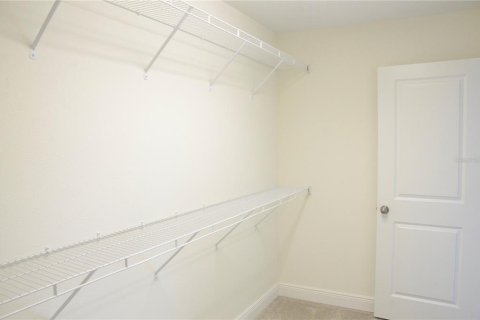 Townhouse in LAKESHORE in Lutz, Florida 3 bedrooms, 182.18 sq.m. № 1609967 - photo 25