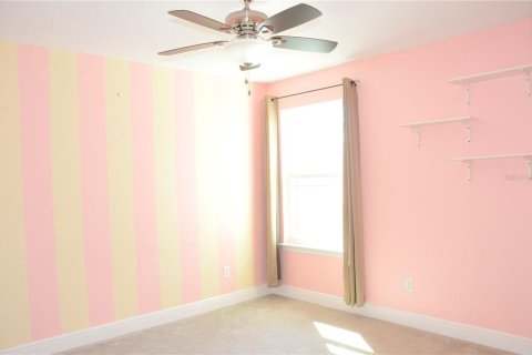 Townhouse in LAKESHORE in Lutz, Florida 3 bedrooms, 182.18 sq.m. № 1609967 - photo 28