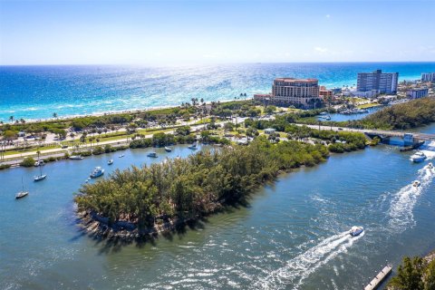 Land in Hollywood, Florida № 2071979 - photo 2