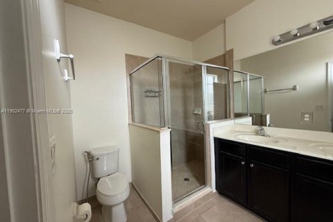 Снять в аренду таунхаус в Майами, Флорида 4 спальни, 214.79м2, № 1955584 - фото 14